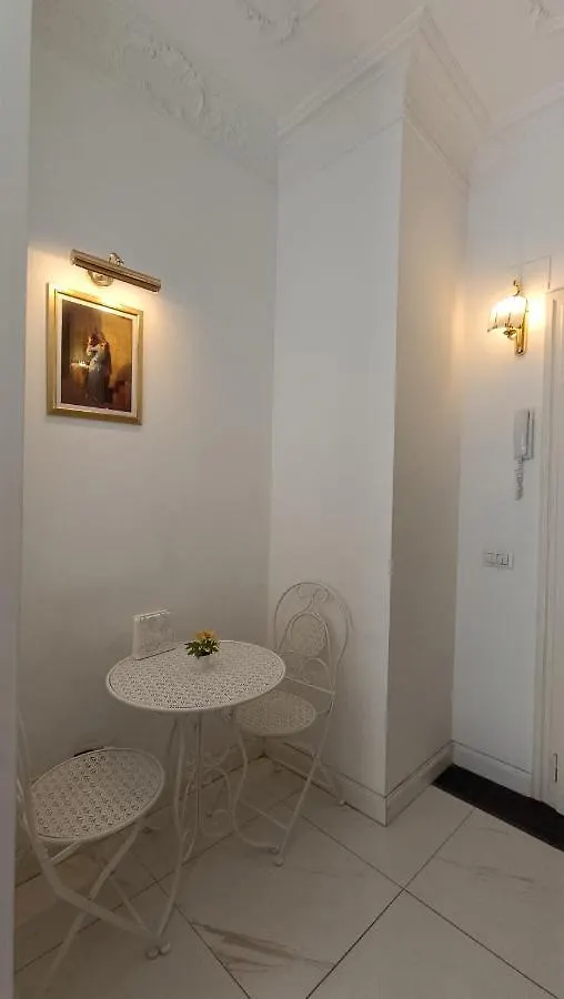 Appartement Elegante Monolocale - Macchi 1920 à Milan Italie